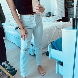Levi’s distressed straight leg jeans 501